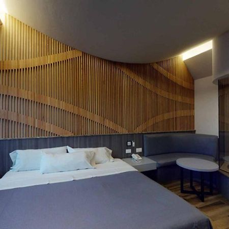 Hotel Patriotismo เม็กซิโกซิตี้ ภายนอก รูปภาพ