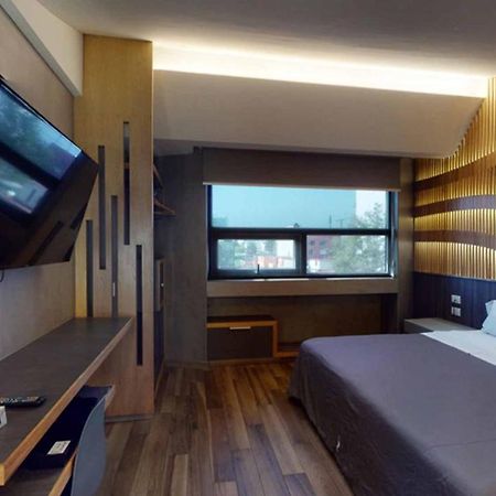 Hotel Patriotismo เม็กซิโกซิตี้ ภายนอก รูปภาพ